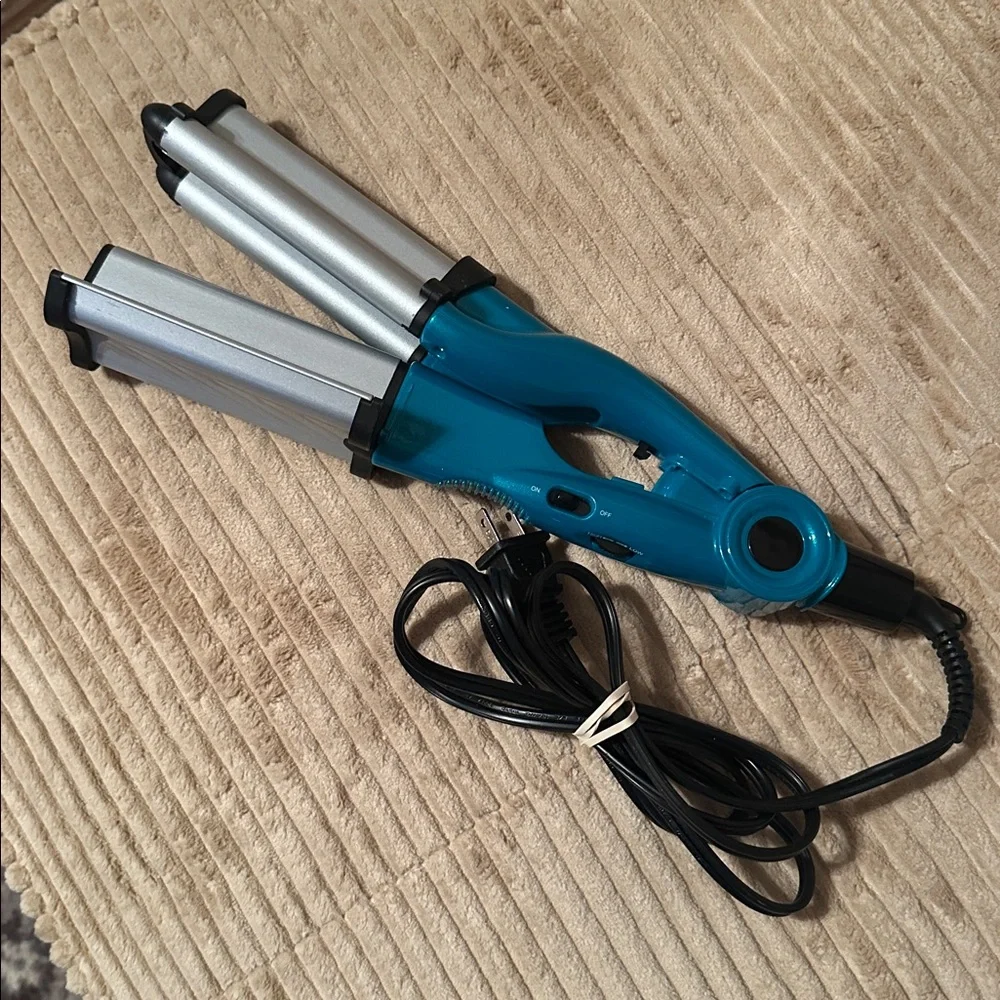 TIGI Bed Head Wave Artist Deep Waver - Teal and Black